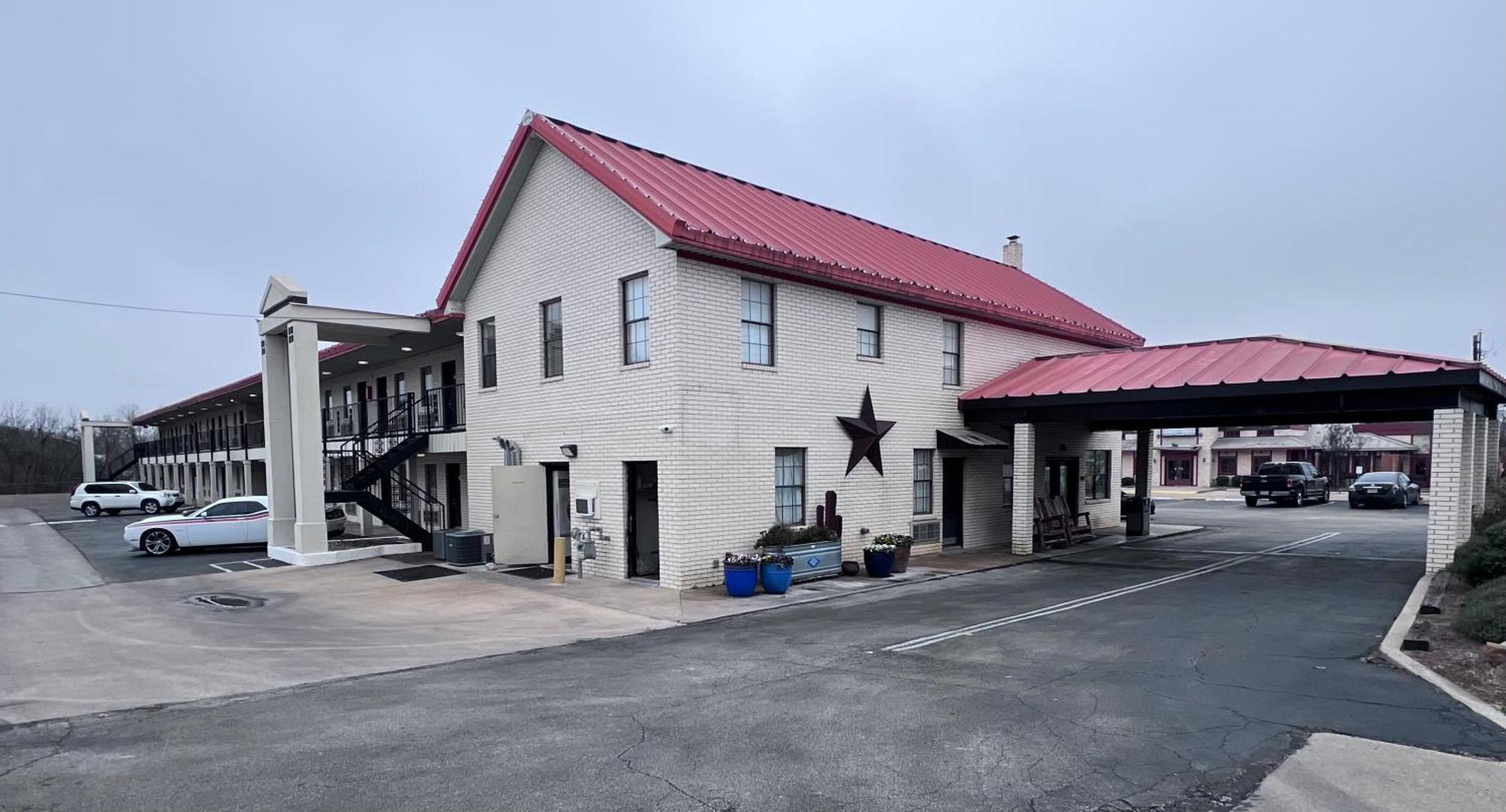 Super 8 By Wyndham Fredericksburg Exterior foto